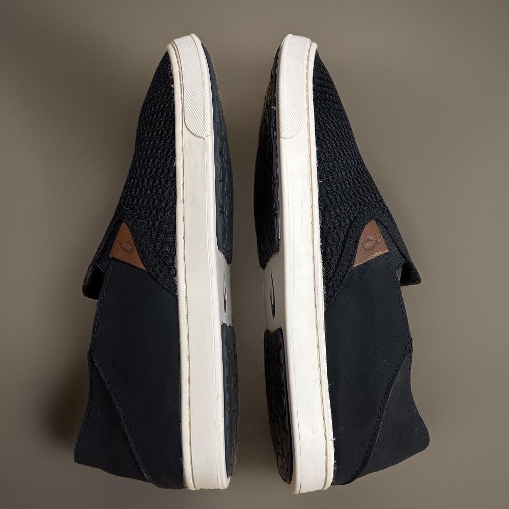 🔥BEAUTIFUL OLUKAI SLIP ONS🔥 - Picture 5 of 7